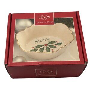 Lenox American By Design "Merry" Holly Berries Oval Fluted Dish 5" NIB Christmas